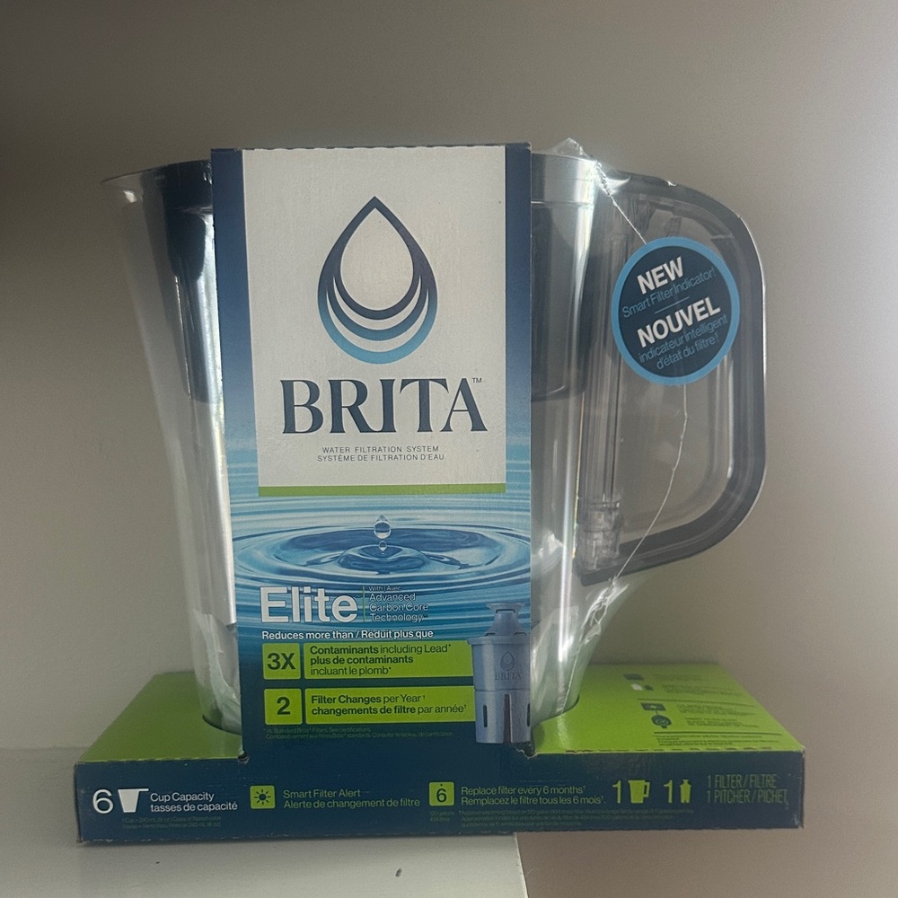 Brita Elite Water Pitcher - Clear and Blue